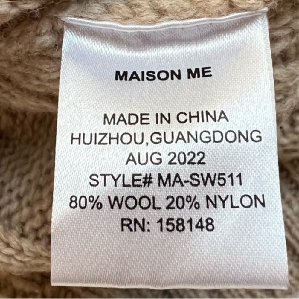 Maison Me 🪴
Women's Avery Cardigan, Oatmeal - Picture 6 of 6